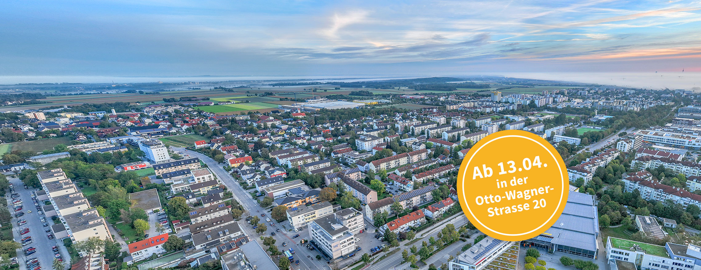Umzug - Vogelperspektive auf Germering, Störer mit Datum und neuer Adresse, Otto-Wagner-Strasse 20